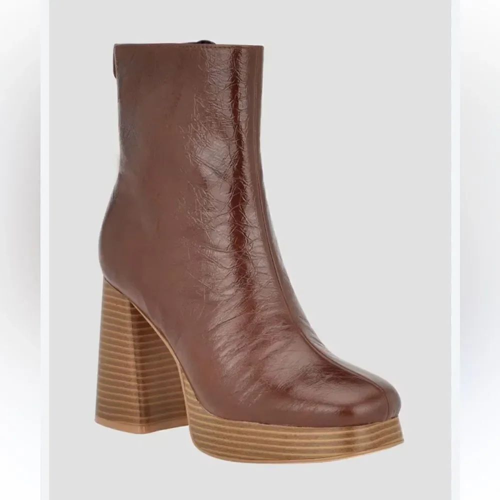 Guess Brown Leather Ankle Boots(Size 9.5M)